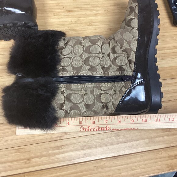 Coach Joyous Brown Signature Print Snow Boots 9.5 - Picture 9 of 9